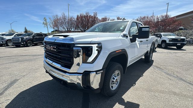 2024 GMC Sierra 2500HD Pro 7