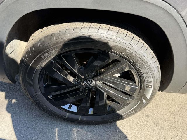used 2023 Volkswagen Atlas Cross Sport car, priced at $31,702