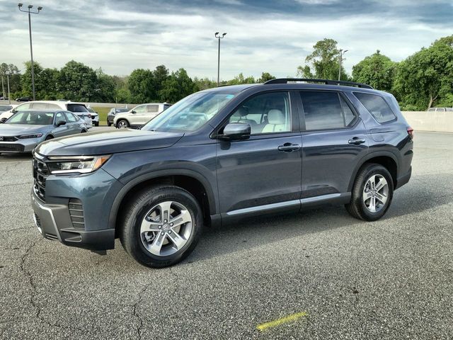 new 2026 Honda Pilot car, priced at $43,894
