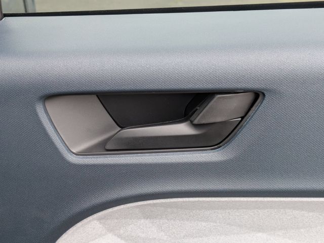 New 2026 Azure Gray Metallic Tri-Coat Ford XLT image 33