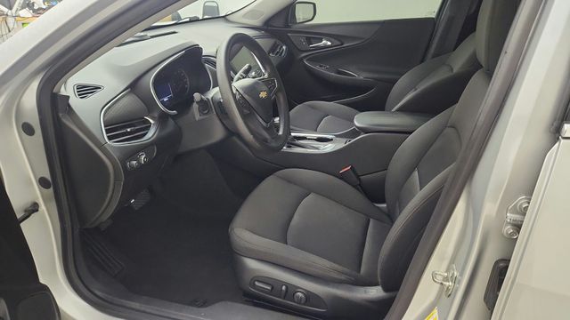 2020 Chevrolet Malibu LT Silver at Emmons Autoplex