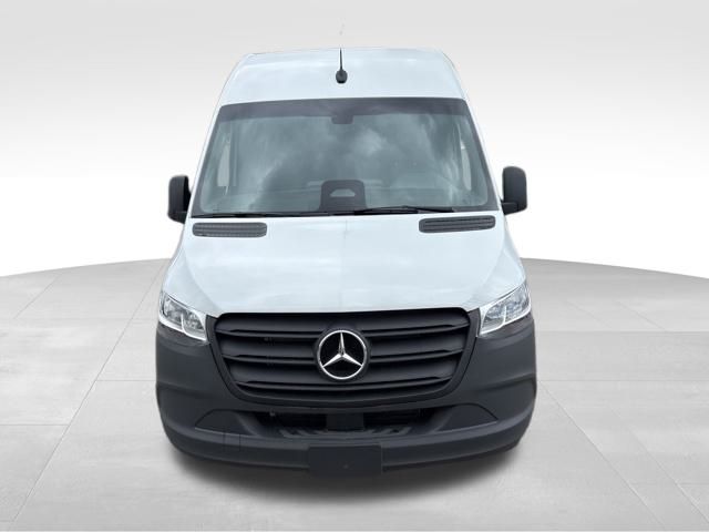 2025 Mercedes-Benz Sprinter 2500 Cargo 144 WB photo