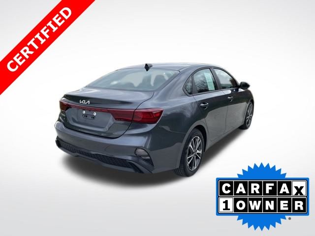 2022 Kia Forte LXS 5