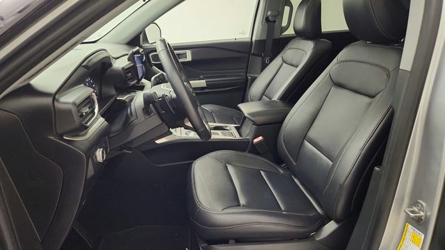 2020 Ford Explorer XLT - 9