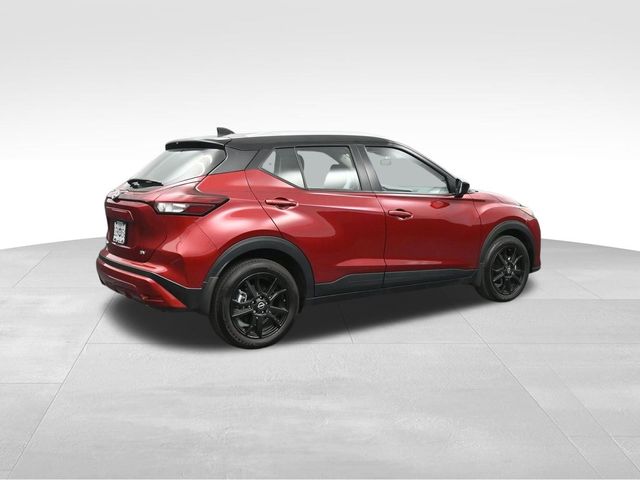 2023 Nissan Kicks SV 2