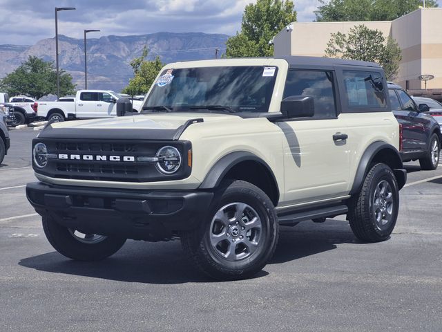 Desert Sand 2025 Ford Bronco SUV / Crossover Four-Wheel Drive Automatic