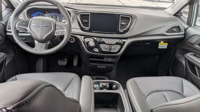 new 2026 Chrysler Pacifica car, priced at $42,445