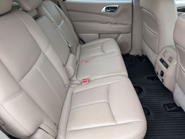 2016 Nissan Pathfinder - Image 32
