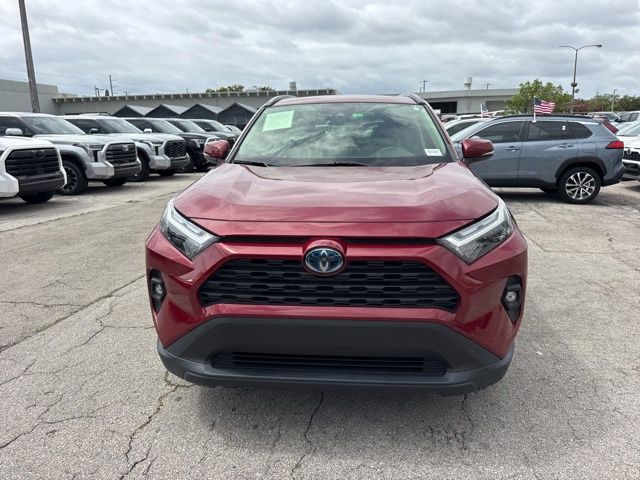 2024 Toyota RAV4 XLE Premium - Photo 8