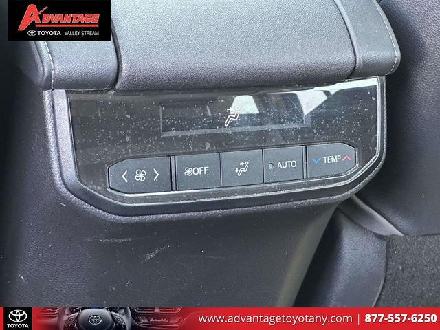 Used 2021 Toyota Highlander SUV