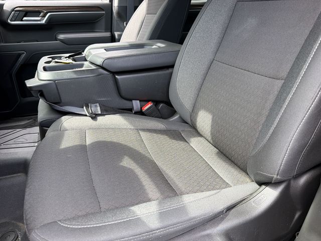 Used 2025 Black Chevrolet LT image 10