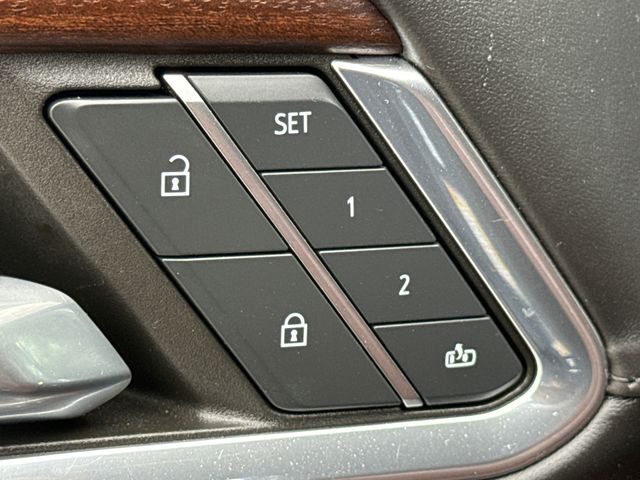 Used 2024 Blue GMC Denali Ultimate image 22