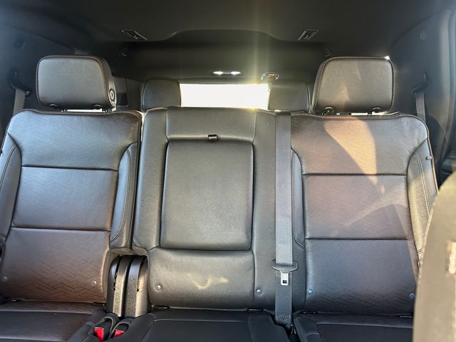 Used 2023 White Chevrolet High Country image 13