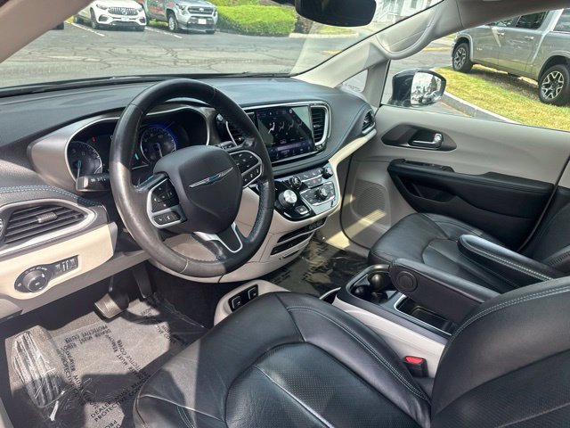 Used 2021 Chrysler Pacifica Van