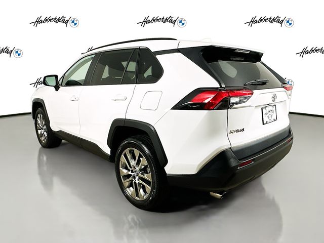 2020 Toyota RAV4 XLE Premium 7