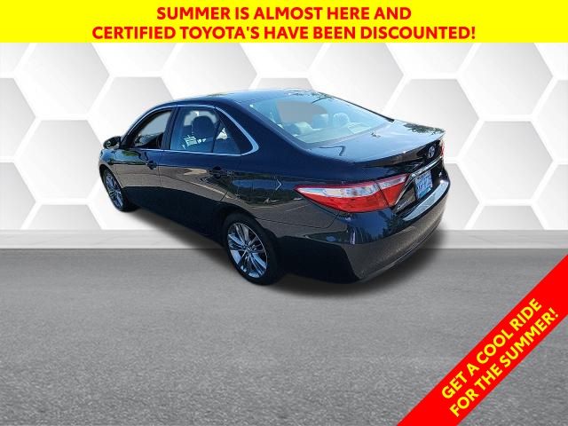 2017 Toyota Camry SE photo
