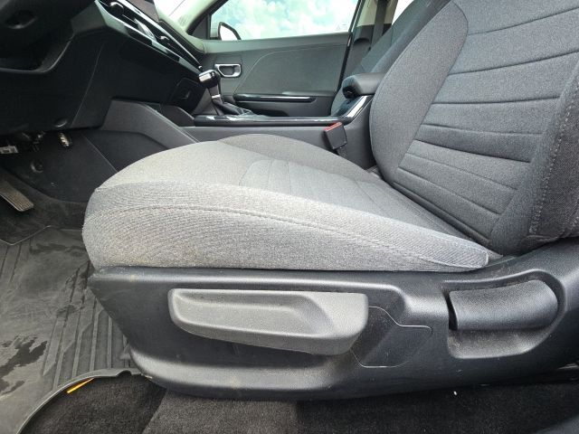2025 Kia K4 EX:L44120B
