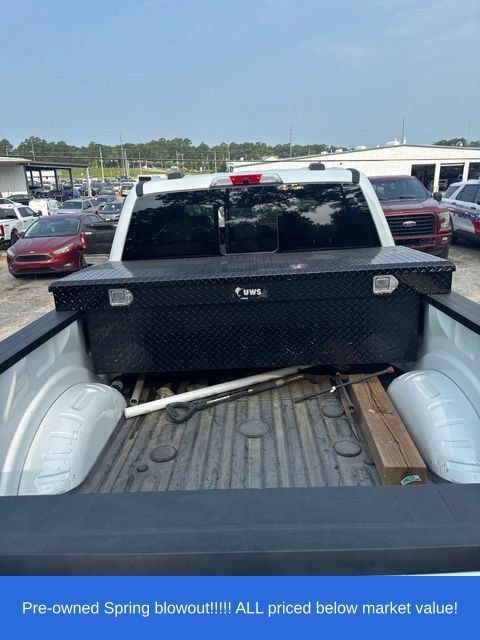 Used 2024 White Metallic Ford Lariat image 9