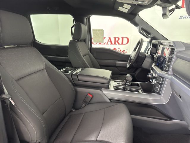 2025 Carbonized Gray Metallic Ford F-150 XLT 4X4 Truck