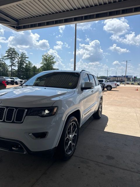Bright White Clearcoat 2018 Jeep Grand Cherokee SUV / Crossover 4X2 8-Speed Automatic