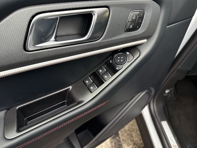 New 2026 White Ford ST-Line image 17