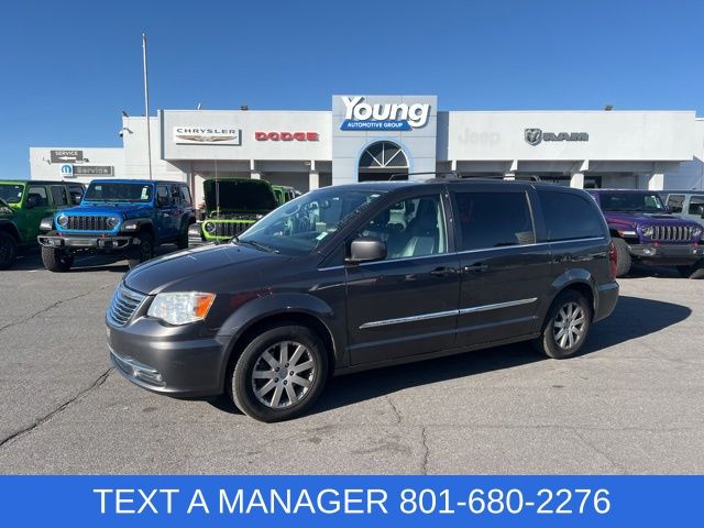 Gray (Granite Crystal Metallic Clearcoat) 2015 Chrysler Town & Country Minivan Front-Wheel Drive 6-Speed Automatic
