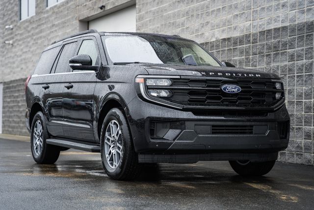 2025 Ford Expedition Active RWD