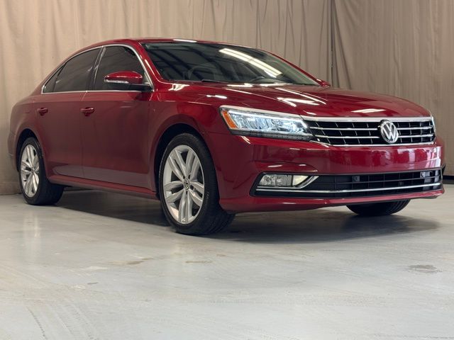 Red 2018 Volkswagen Passat 2.0T SE FWD Sedan Front-Wheel Drive 6-Speed Automatic