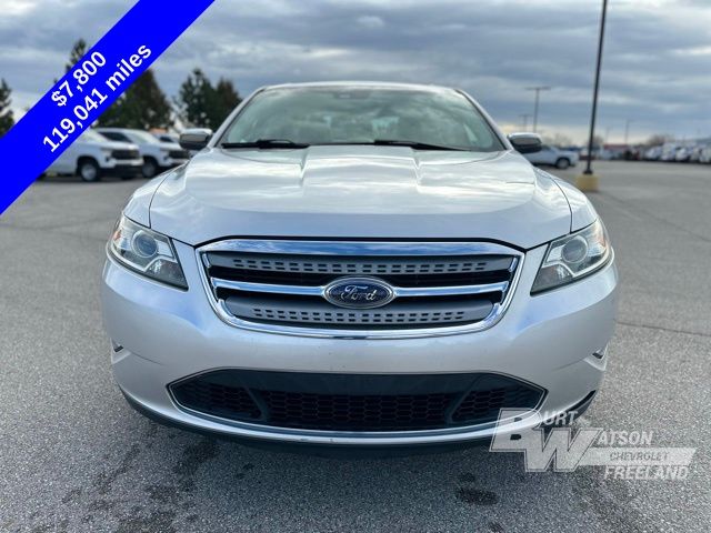 2010 Ford Taurus Limited 8