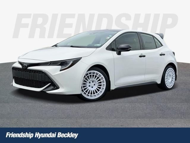 2022 Toyota Corolla Hatchback SE Nightshade Edition FWD