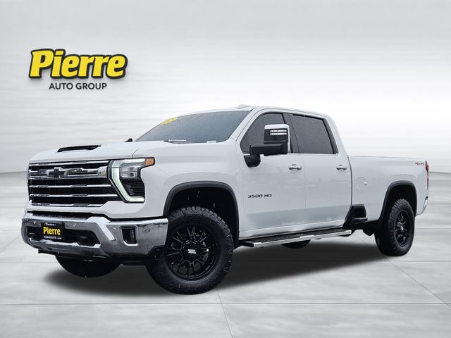 2025 Chevrolet Silverado 3500HD LTZ Crew Cab 4WD