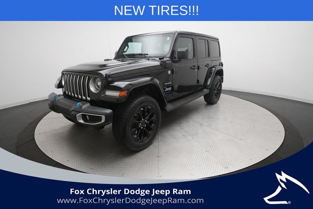 Black Clearcoat 2023 Jeep Wrangler 4xe SUV / Crossover Four-Wheel Drive 8-Speed Automatic
