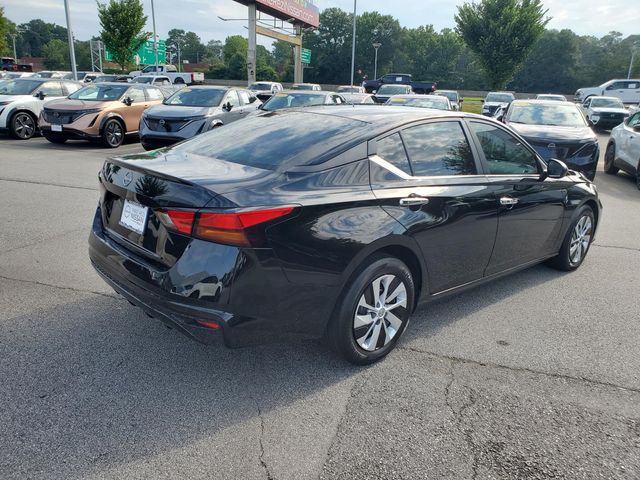 Used 2024 Nissan Altima Sedan