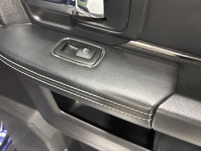 2016 RAM 1500 Sport photo
