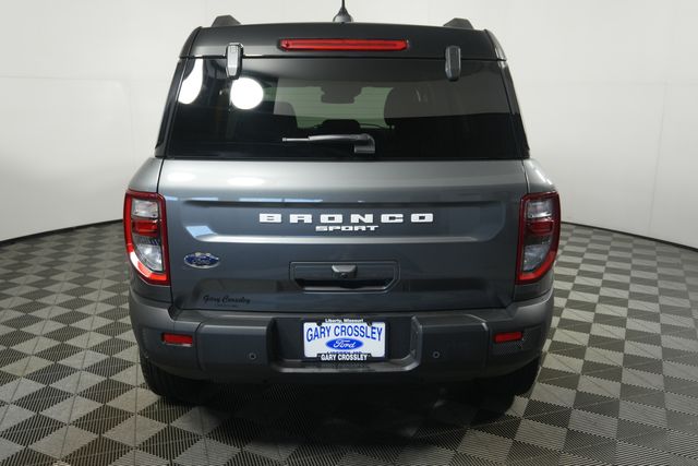 New 2025 Gray Ford Outer Banks image 4