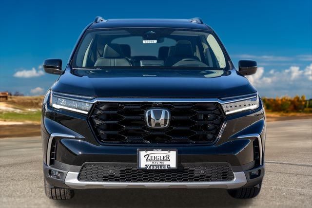 2025 Honda Pilot Elite 2