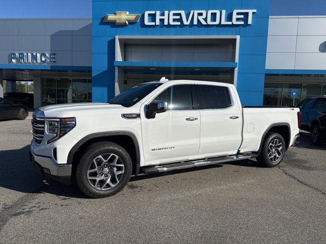 2023 GMC Sierra 1500 SLT Crew Cab 4WD