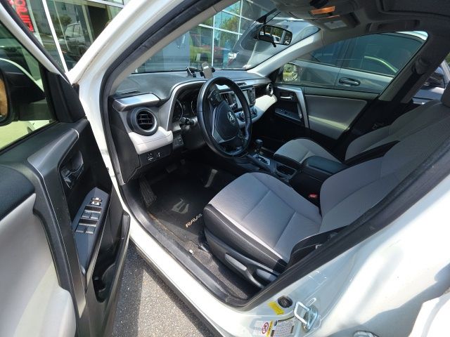 Used 2016 White Toyota XLE image 7