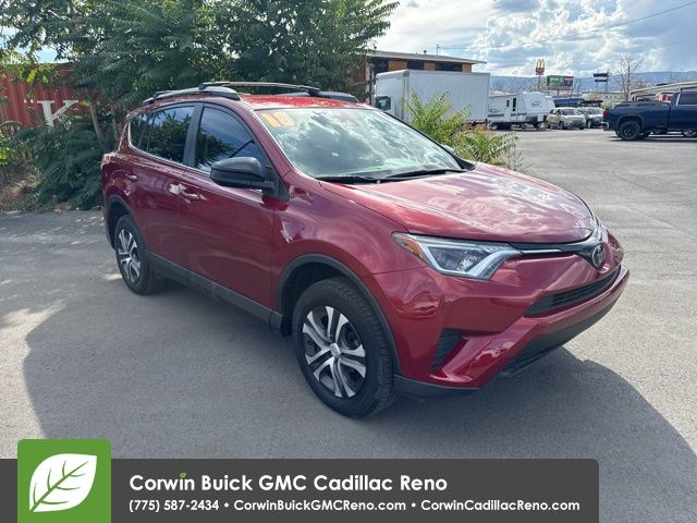 2018 Toyota RAV4 LE 29