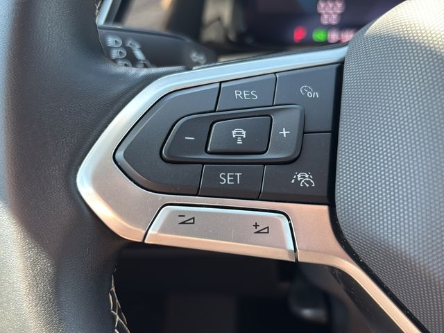 Used 2025 Volkswagen Atlas SUV