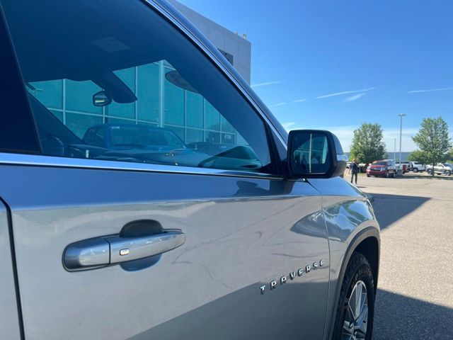 2023 Chevrolet Traverse LT - Sterling Gray Metallic exterior view 5
