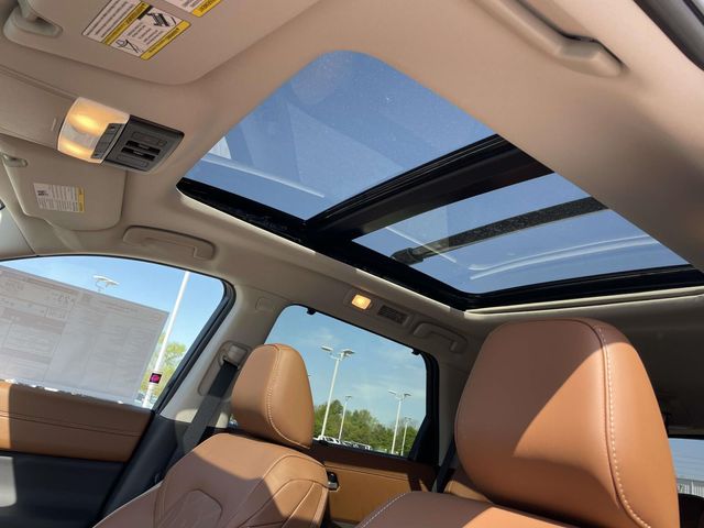 New 2026 White Nissan Platinum image 20