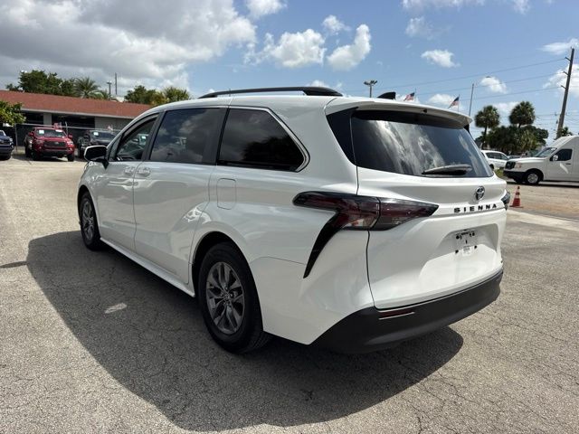 Used 2023 Toyota Sienna Van