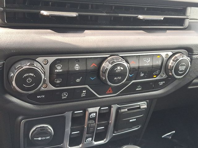 Used 2025 Jeep Wrangler SUV