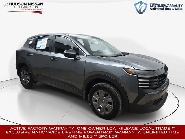 Gray (Gun Metallic) 2026 Nissan Kicks SUV / Crossover Front-Wheel Drive Continuously Variable Transmission