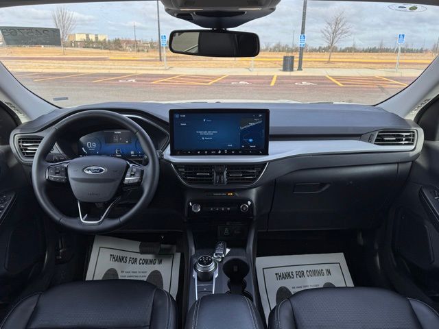 2025 Ford Escape Platinum