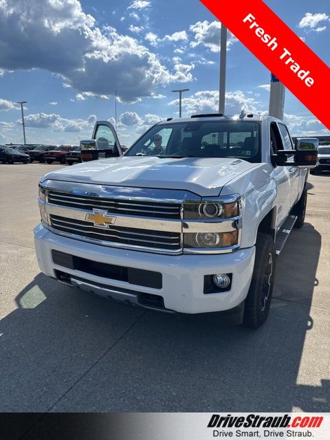 Summit White 2015 Chevrolet Silverado 3500HD High Country Crew Cab 4WD Pickup Truck Four-Wheel Drive 6-Speed Automatic