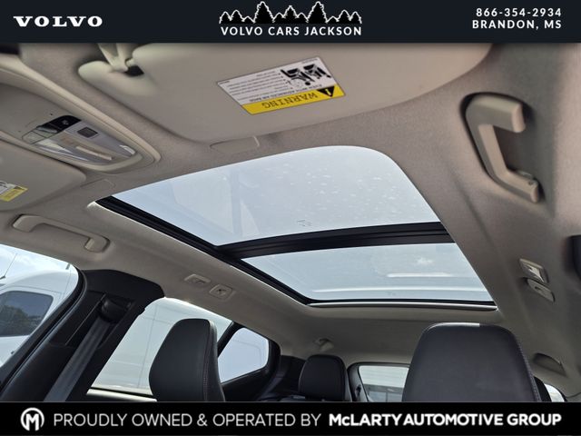 Used 2024 Volvo XC40 SUV