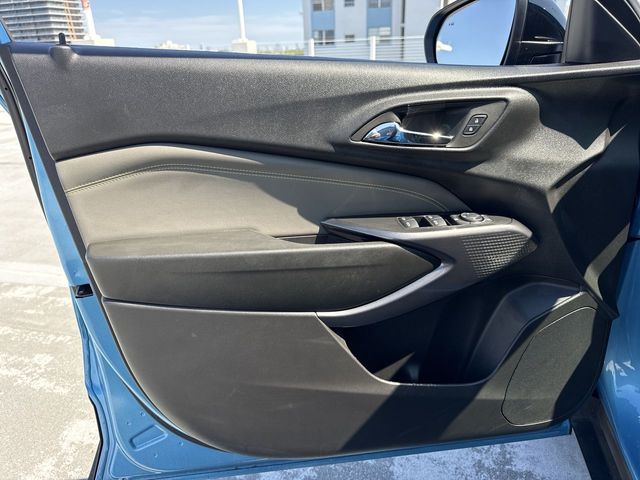 Used 2025 Chevrolet Trax SUV