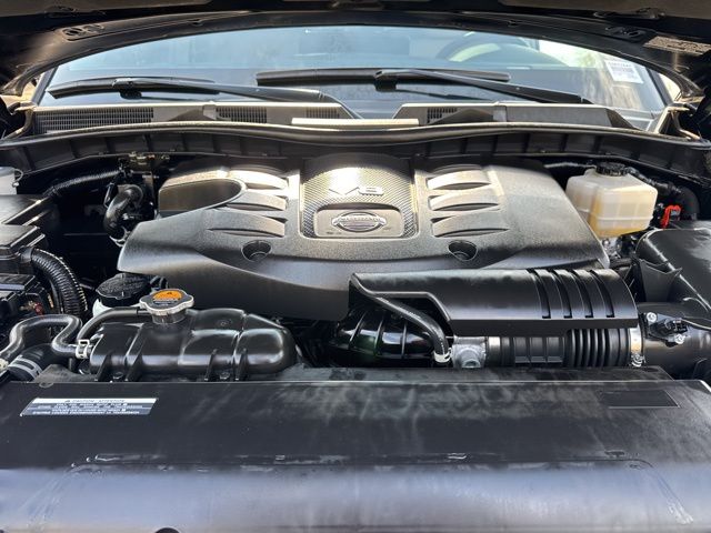 Used 2024 Black Nissan Platinum image 19